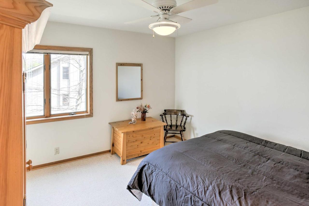 Gorgeous Charlevoix Home On Lake Michigan! Ellsworth Εξωτερικό φωτογραφία